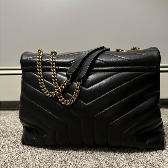 AUTHENTIC YSL medium LouLou bag - Picture 4 of 6